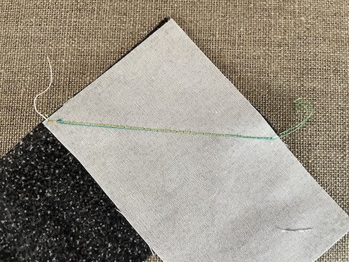 Flere lag giver smukt Svaneke tæppet - gratis DIY
